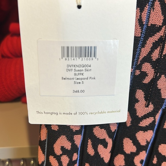 Diane Von Furstenburg black/cheetah print pleated skirt NWT - Picture 2 of 3